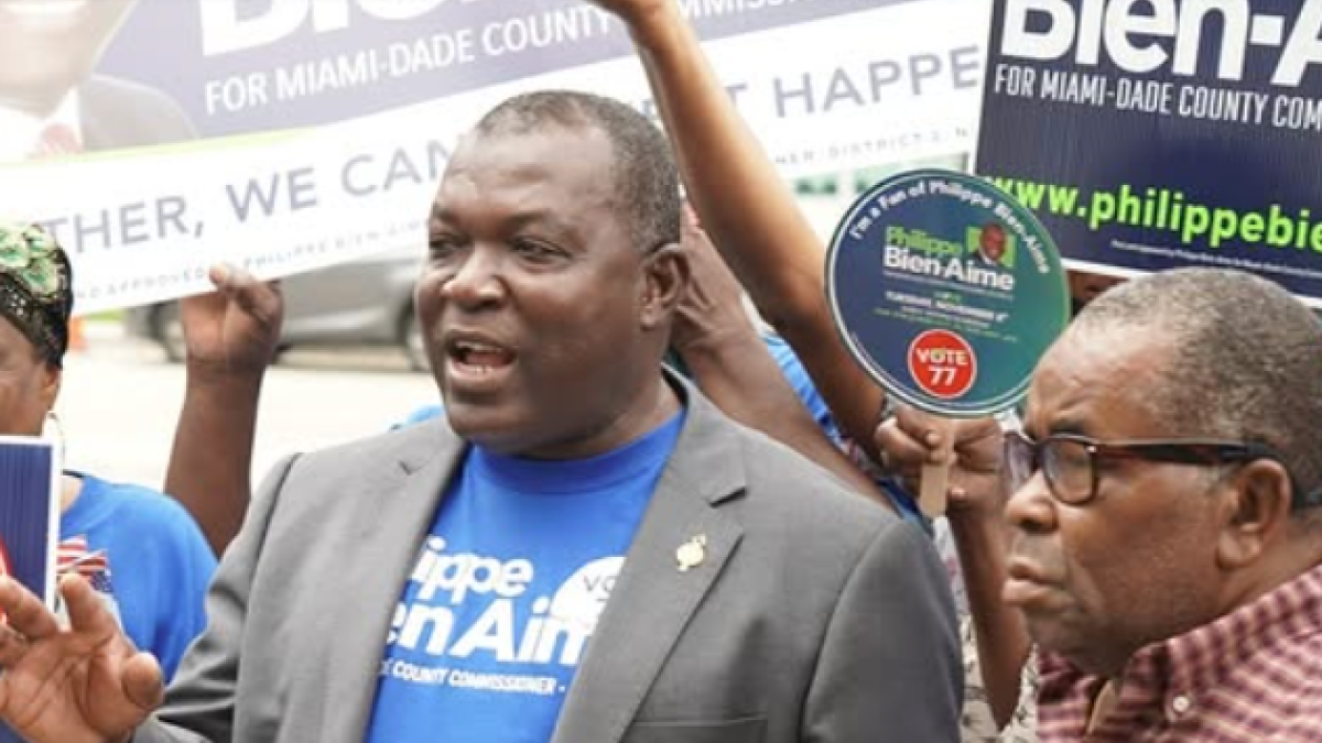 ¿De qué acusan al haitiano exalcalde de North Miami al que le quieren revocar la ciudadanía de EEUU?