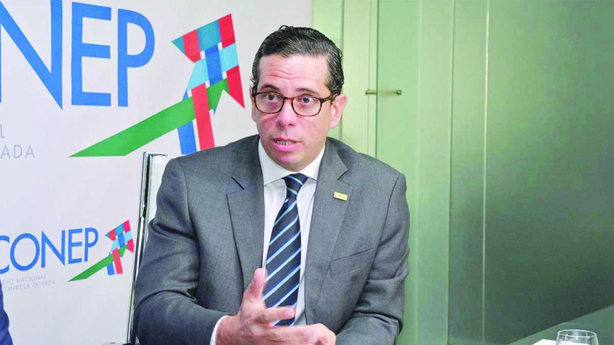 Tasas de interés siguen frenando dinámica de la inversión en los sectores productivos