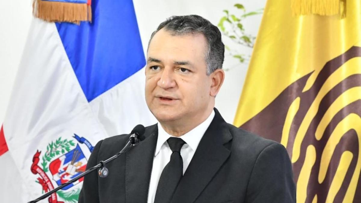 
        JCE deja abierta la cedulación a nivel nacional
    