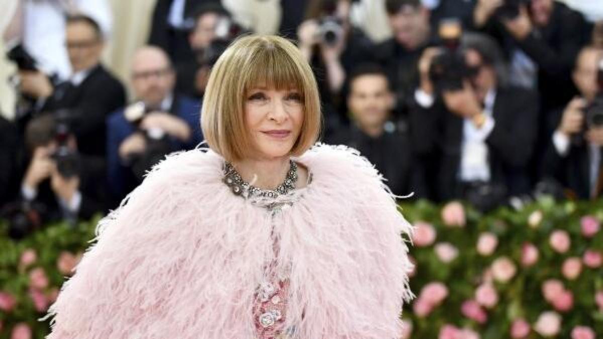 Anna Wintour aplaude el trabajo de Jeff Bezos y su esposa en la Met Gala pese a críticas