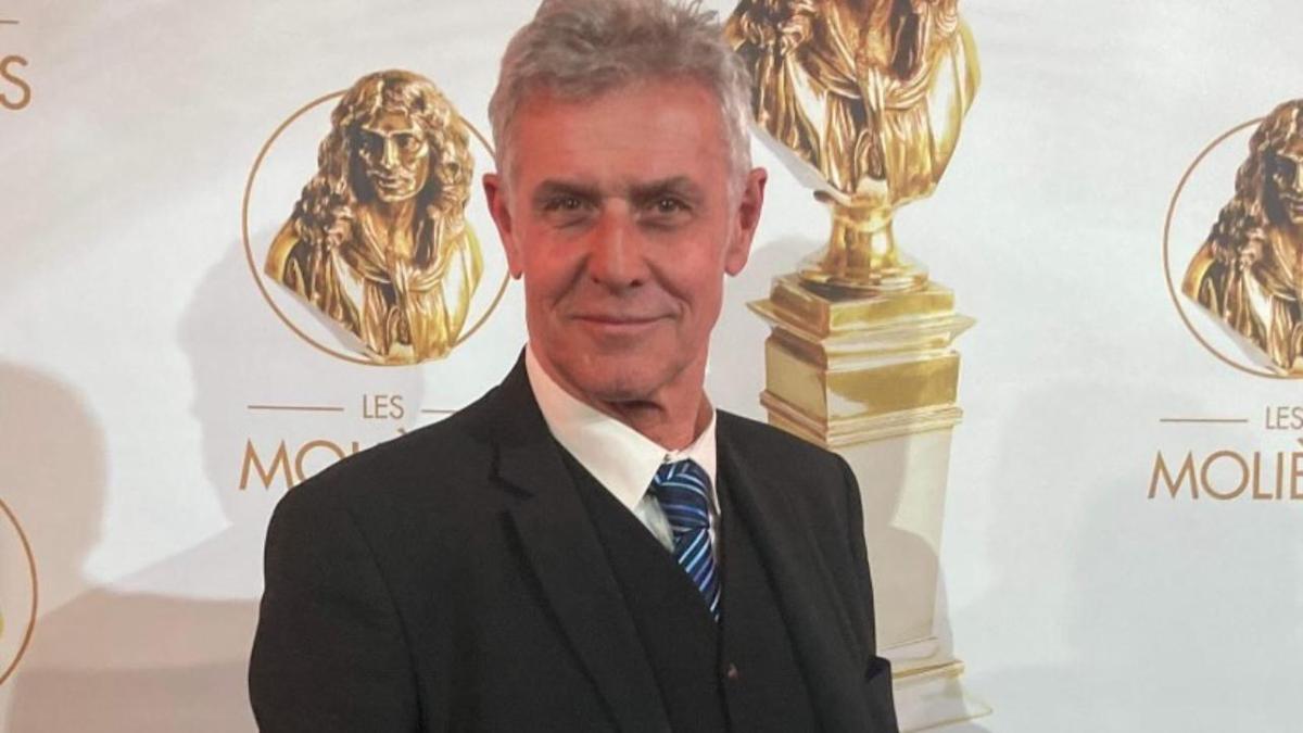 Muere actor de ‘Emily in Paris’, Pierre Deny, tras diagnóstico de esclerosis lateral amiotrófica