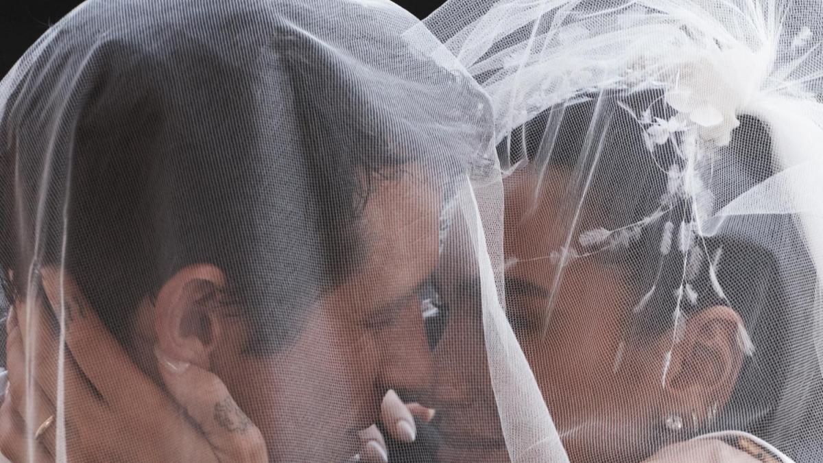 Callum Turner asegura que su boda con Dua Lipa fue «el día más bonito» de su vida