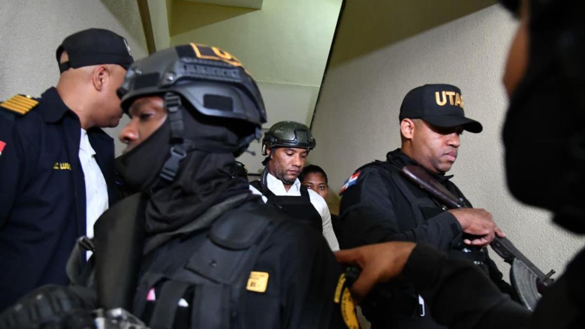 Caso fiscal Aurelio Valdez: Le varían coerción y lo envían a juicio por acusación de soborno
