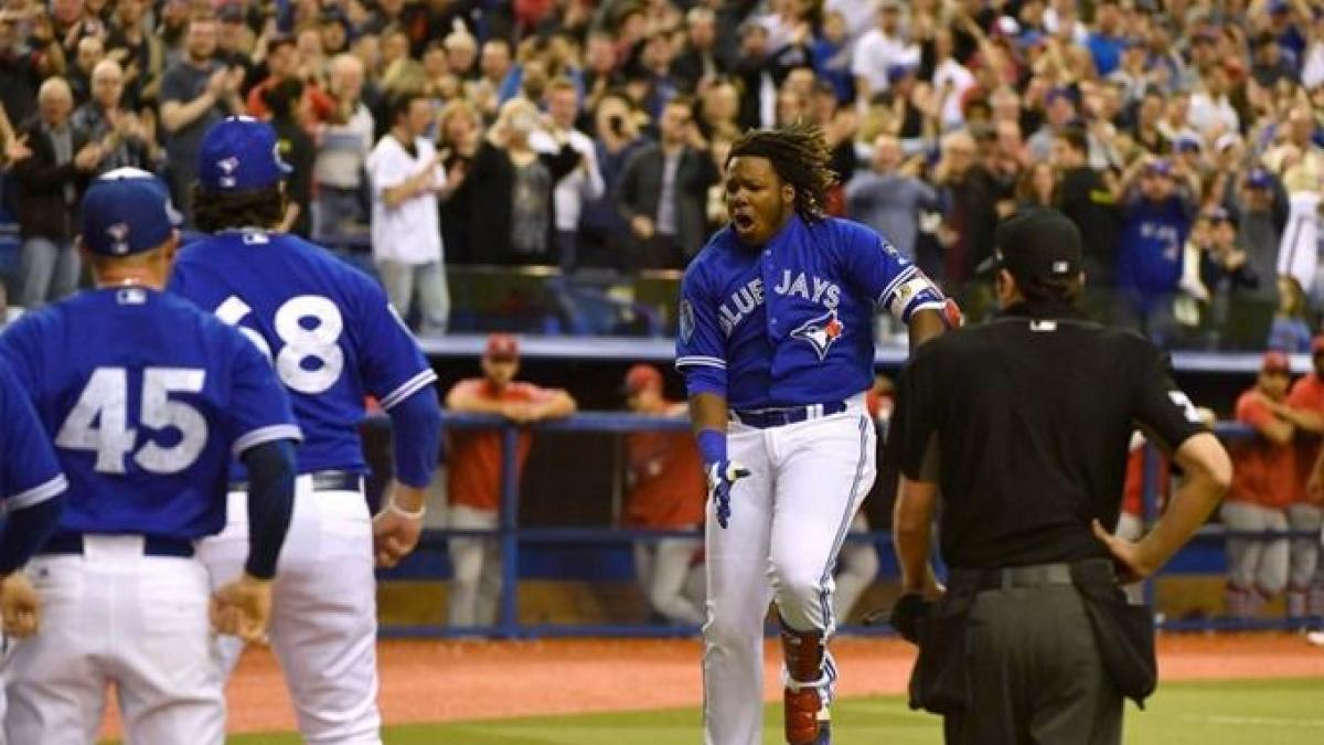 Charlie Montoyo, fuera de Azulejos de Toronto