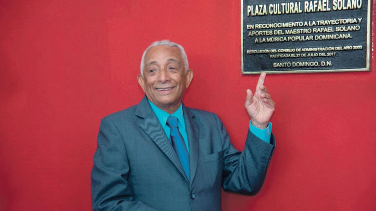 Rafael Solano: Una plaza cultural para el maestro