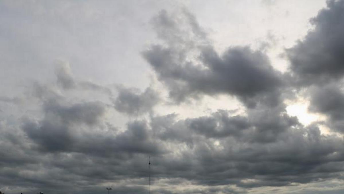 Indomet pronostica pocas lluvias para este domingo; vaguada se aproxima al país