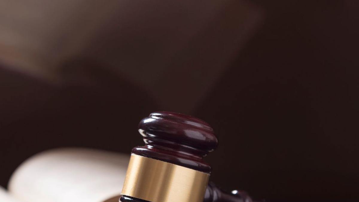 Imponen prisión preventiva contra segundo teniente de la Policía por perjurio en La Romana