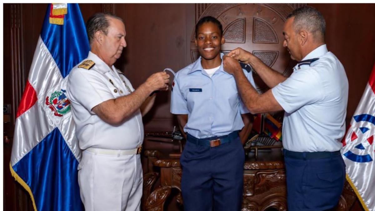 “Marility Paulino Decorated and Promoted to Air Force Second Lieutenant” |  Daily list