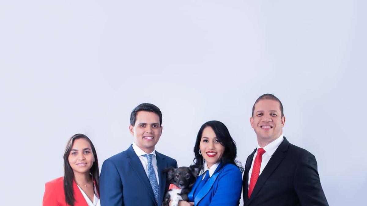 Lorenny Solano presenta 