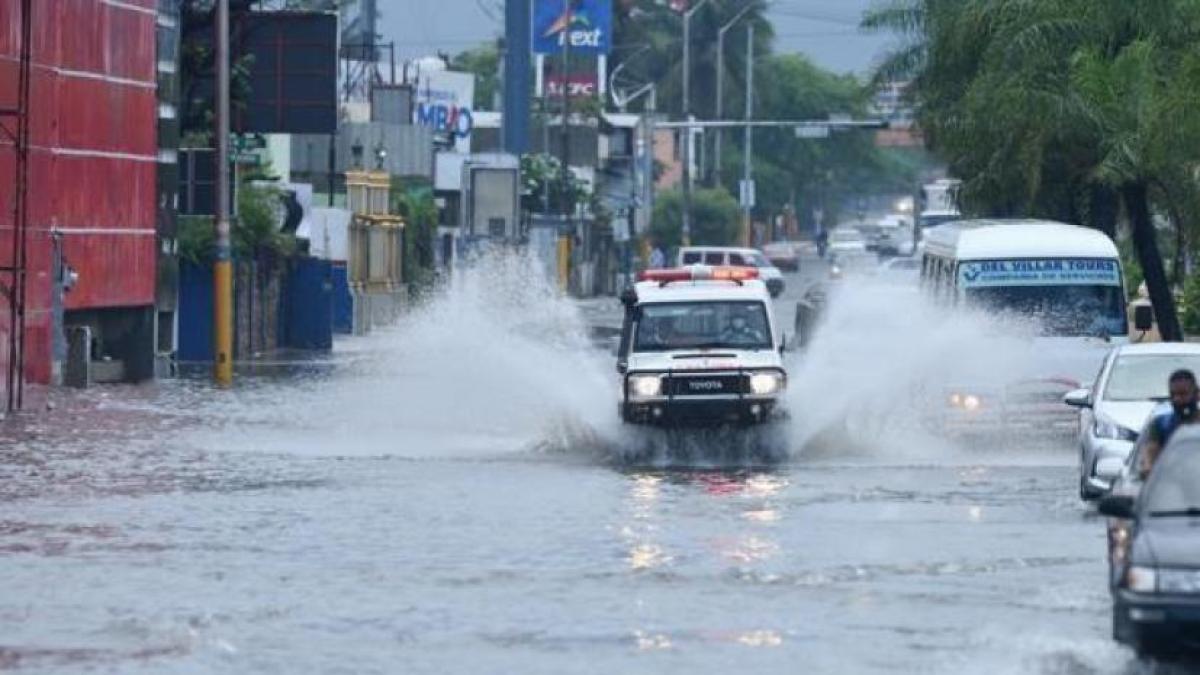 COE: Cinco provincias están en alerta amarilla y 17 en verde
