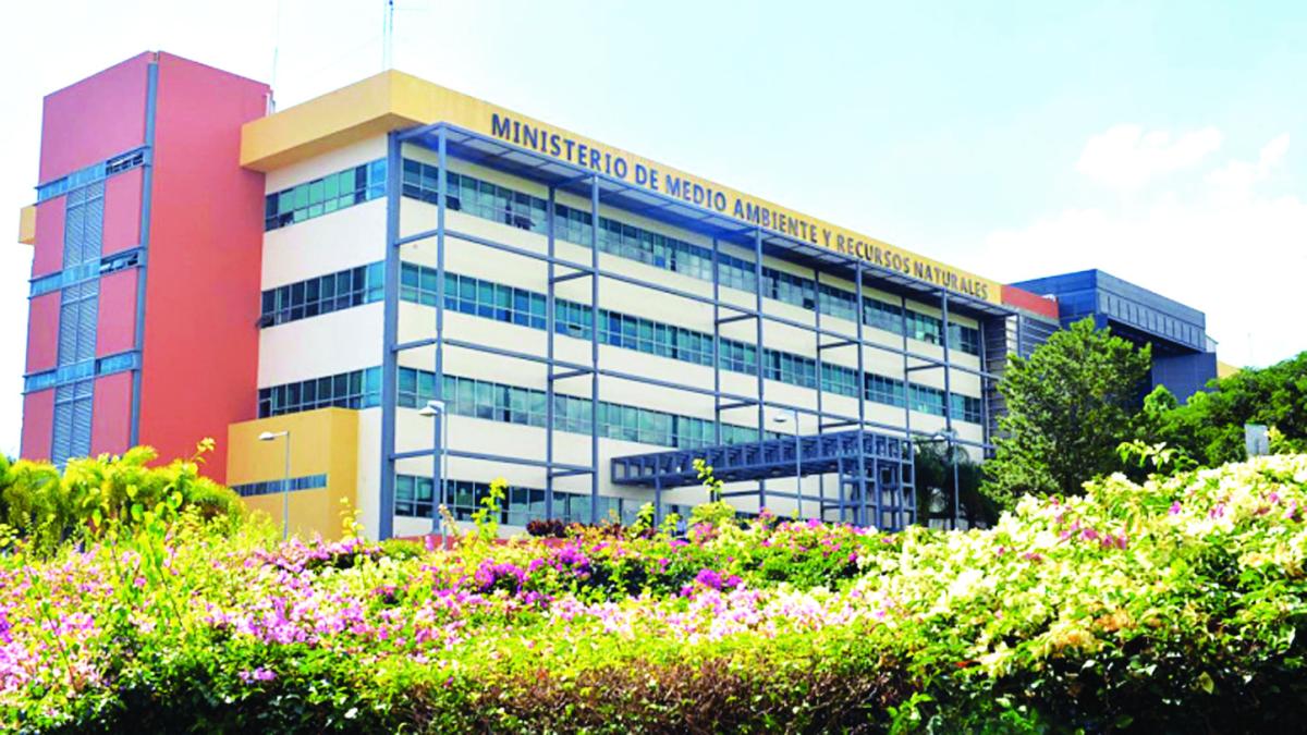 Medio Ambiente rechaza sentencia del TSA que modifica límites del Parque Nacional Jaragua