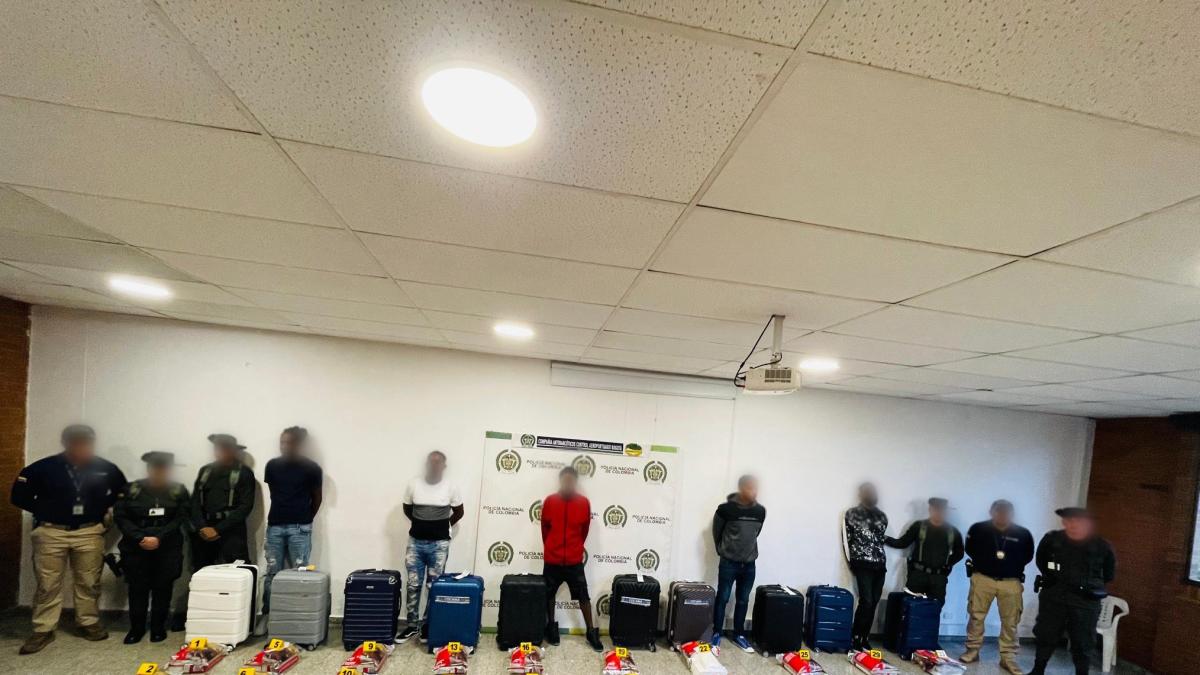 Five Dominicans have been arrested at Bogotá airport with 215 kilograms of cocaine