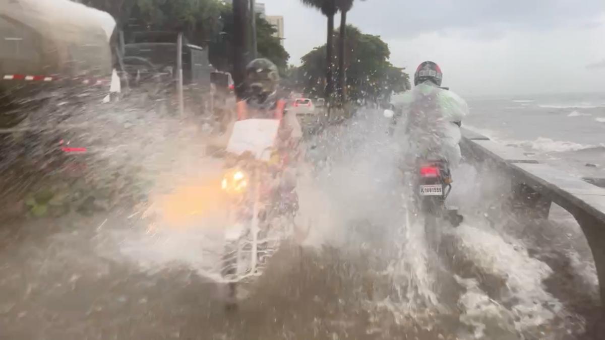 Frente frío y vaguada provocan aguaceros en varias provincias del país