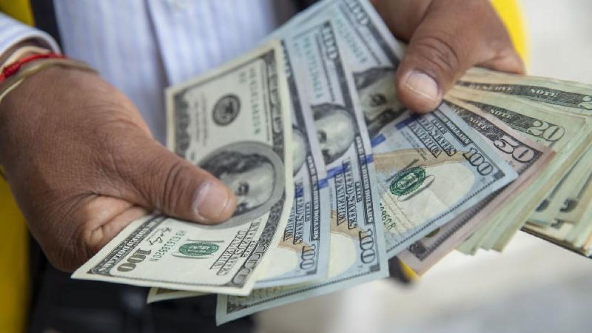 Banco Central indica que pese al alza del oro, el dólar es el principal activo de reservas