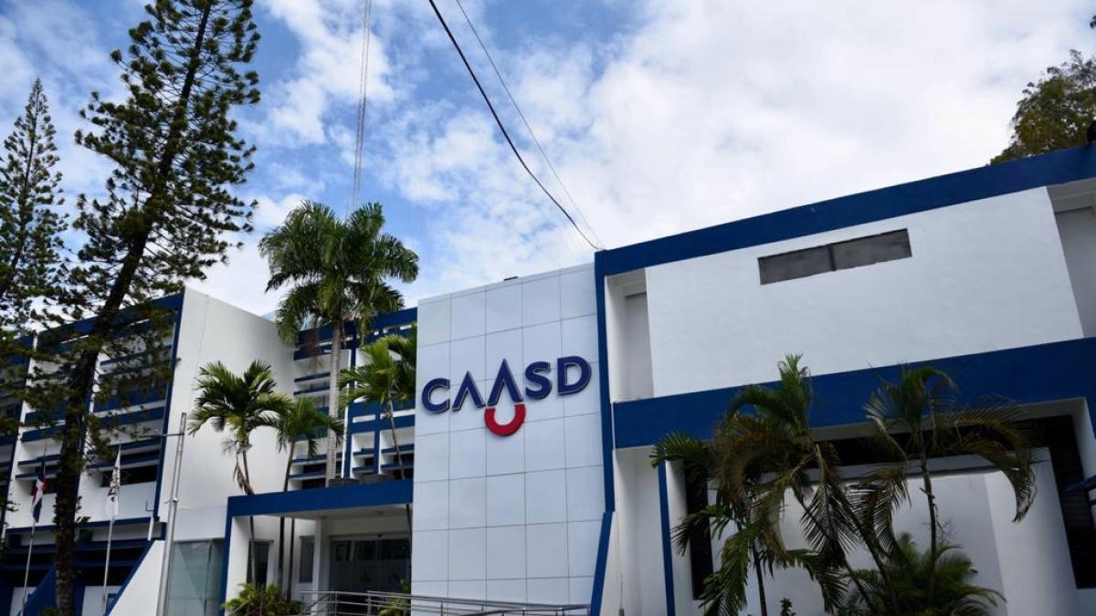 Camión perforador provoca avería en línea de 48 pulgadas y afecta el servicio en SDE