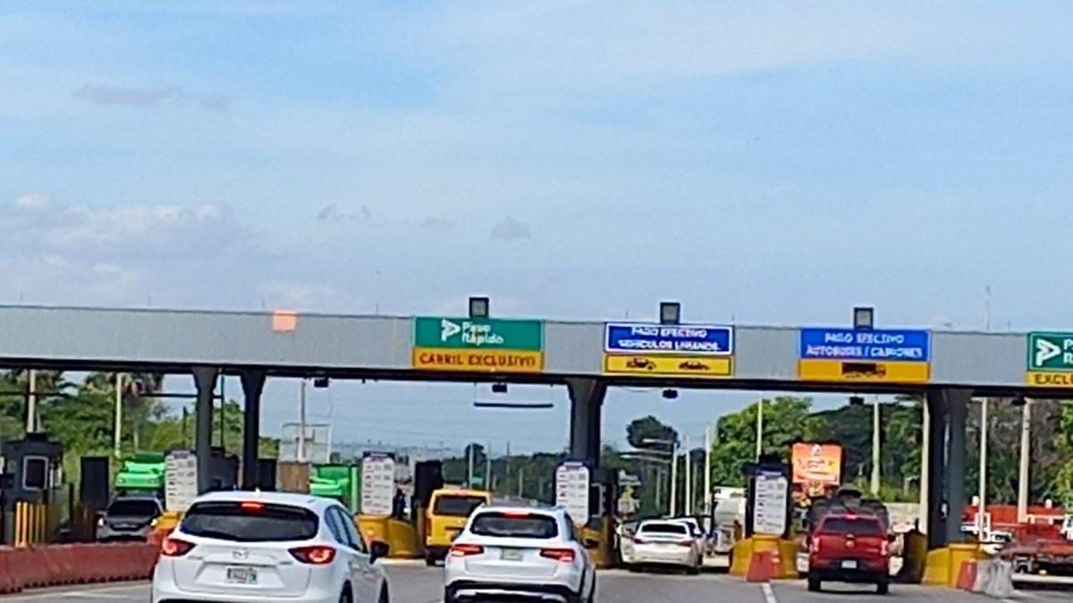 Más de 890 mil vehículos han transitado por estaciones de peaje en Semana Santa
