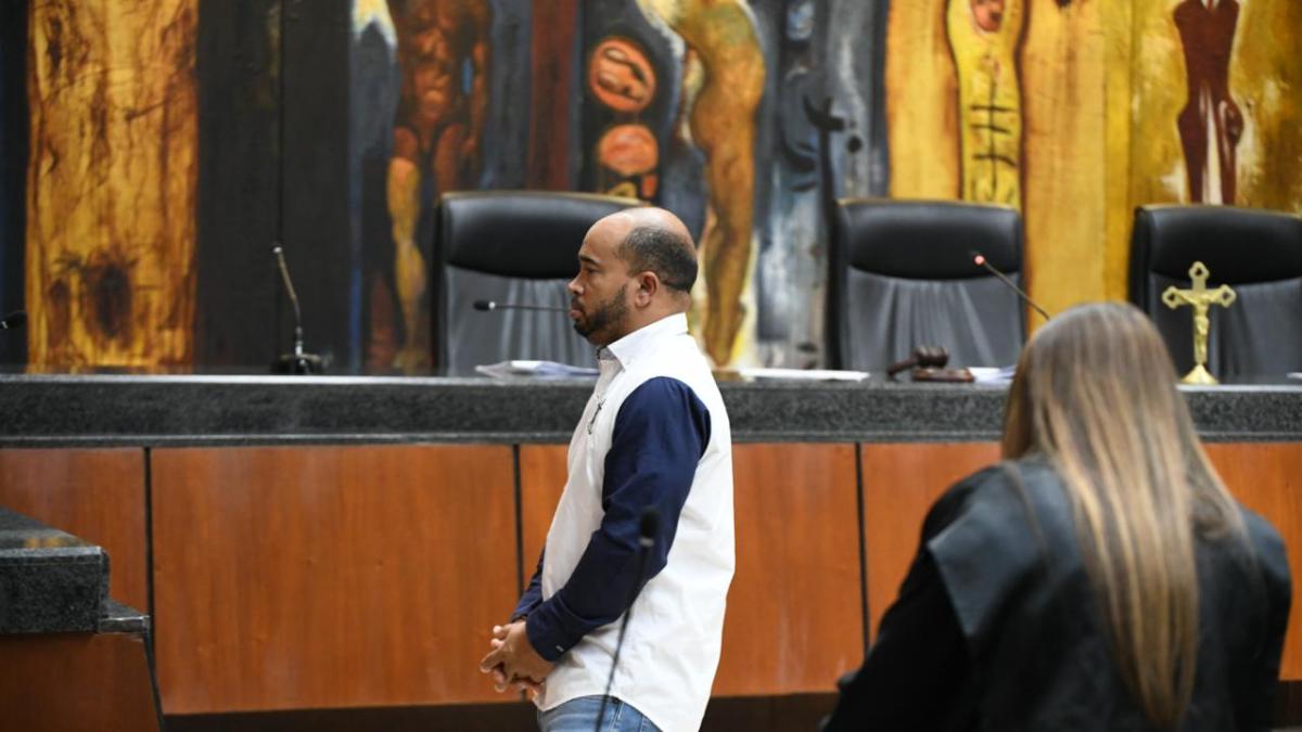 Juez permite que Ethian Vásquez Amarante viva con su madre en Puerto Rico y use grillete electrónico