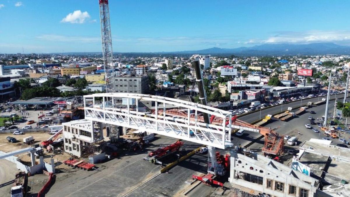 Obras Públicas quitará el puente peatonal del kilómetro 9; anuncian desvíos