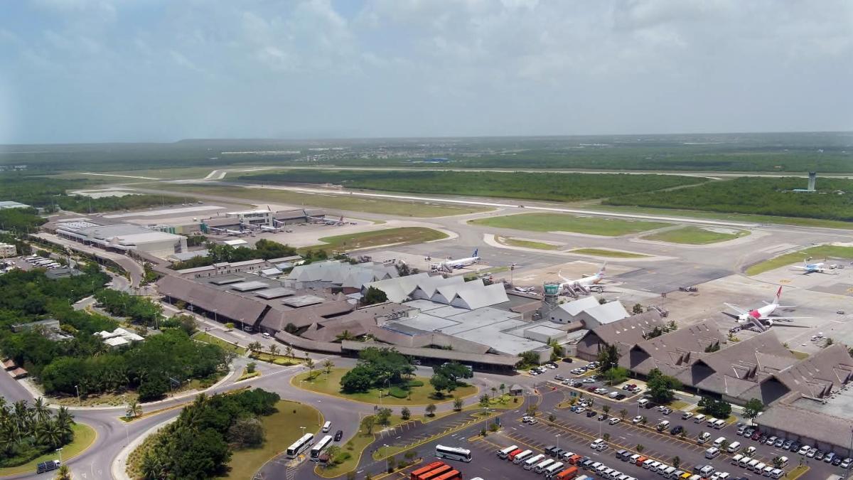Aeropuerto de Punta Cana alcanza un nuevo récord con 896 vuelos semanales