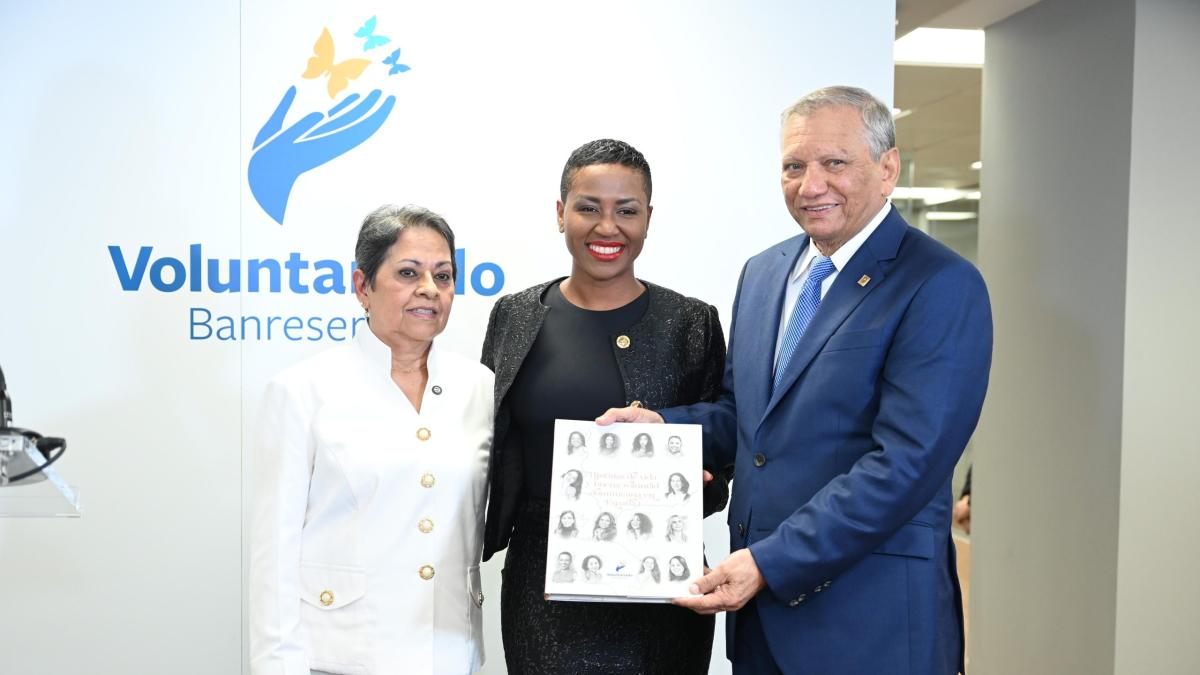 Voluntariado Banreservas pone en circulación en Madrid libro sobre historias de vida