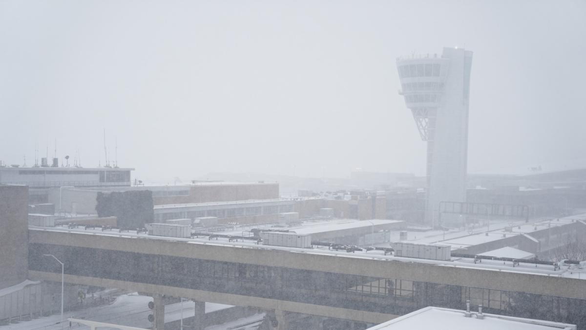 Cancelan decenas de vuelos entre Estados Unidos y RD por fuerte tormenta de nieve