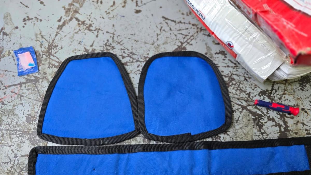 Incautan dos chalecos médicos con cocaína que sería enviada a Estados Unidos