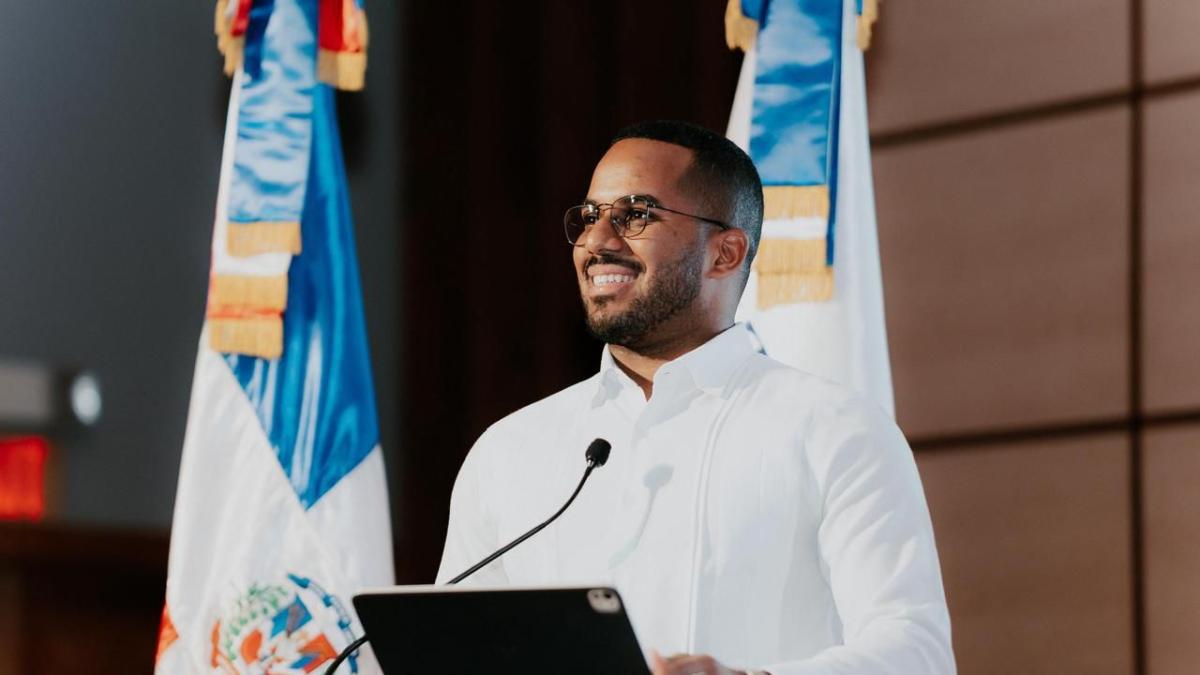 Rafael Féliz se desliga de ataques en redes y llama a investigar su origen por vías institucionales