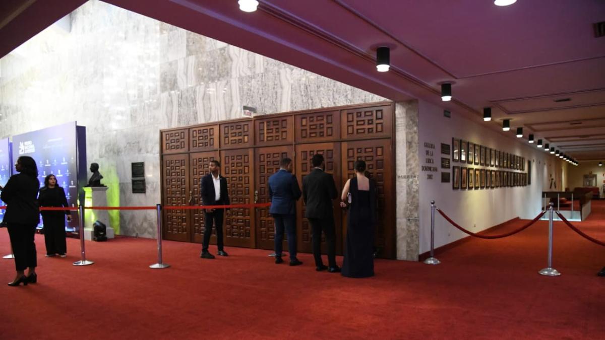 El Premio Nacional de la Juventud, sin acceso a la prensa