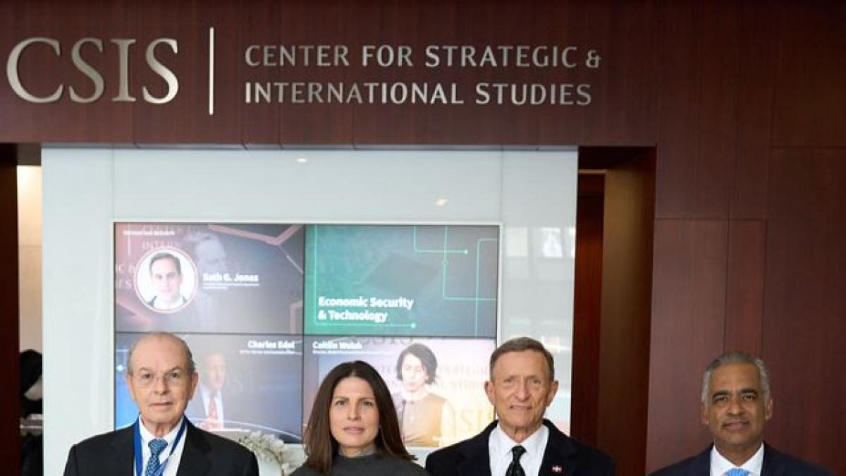 Ministros Álvarez y Santos participan en reunión sobre minerales críticos convocada por EEUU