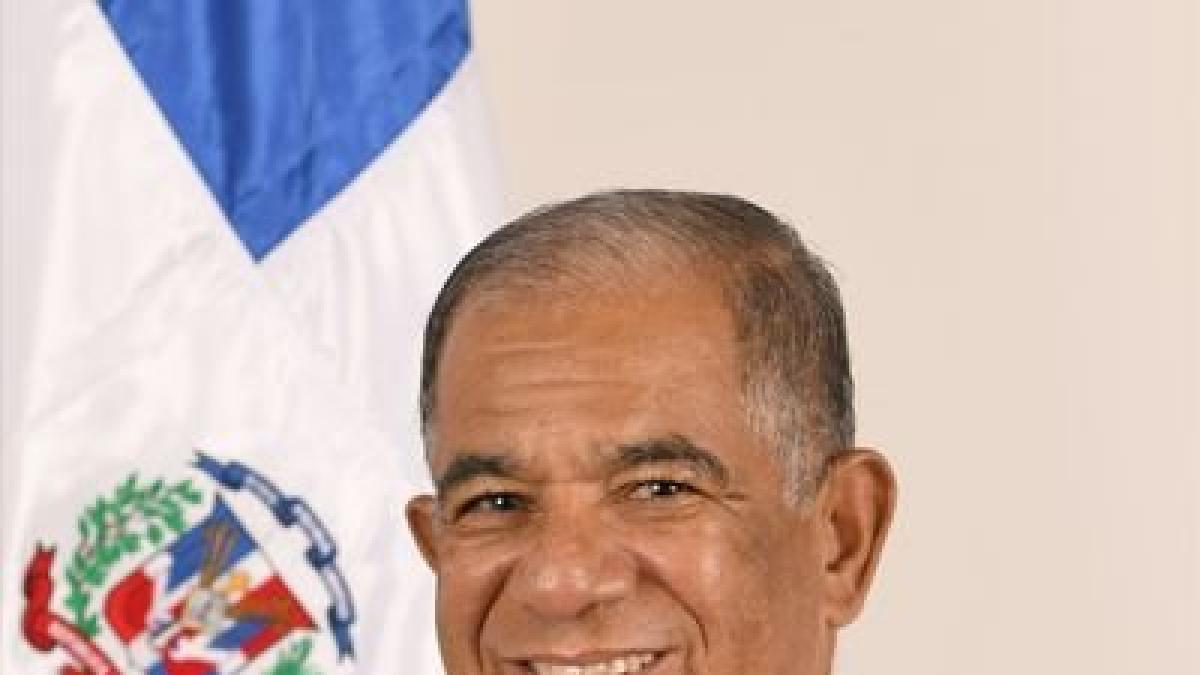 ¿Si pierde el PRM, el partido que gane lo va a dejar en su puesto? pregunta diputado a funcionarios