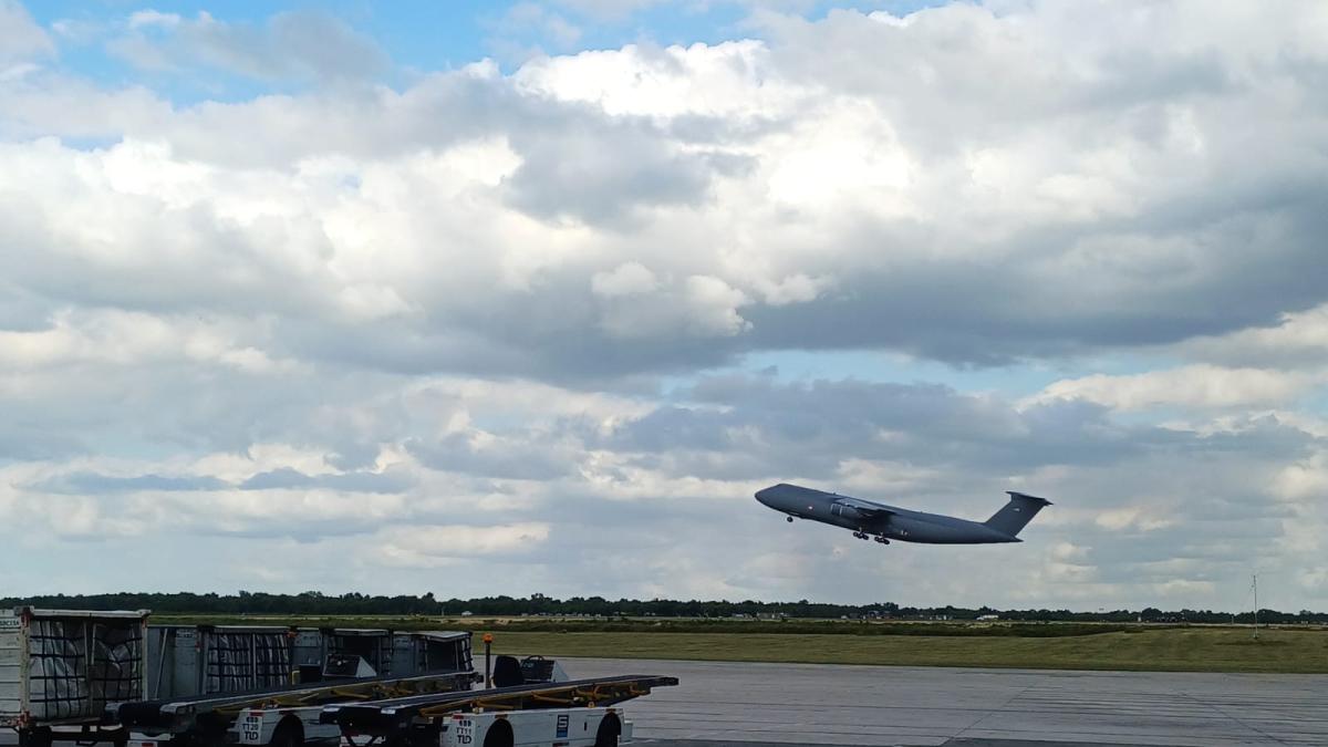 Aeronaves de la Fuerza Aérea de Estados Unidos se retiran del AILA