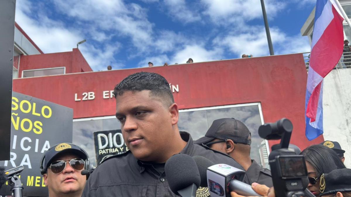 
        Antigua Orden Dominicana se suma a marcha por justicia por muerte de Yulenny Frías
    