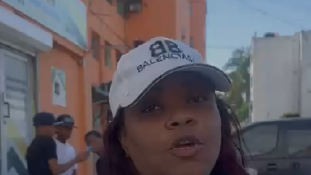 Familia de estudiante acusado de agredir a profesor: "Una acción trae una reacción"