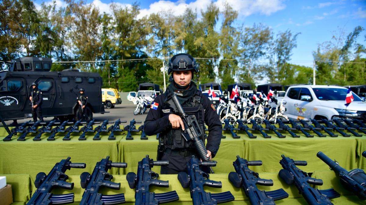 Armas de alto calibre y drones de largo alcance: así es el nuevo arsenal táctico de las FFAA