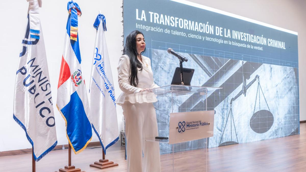 Yeni Berenice Reynoso anuncia "proceso histórico" con la tecnificación de investigación criminal en RD