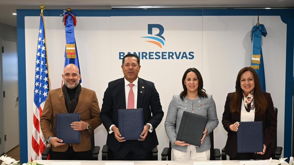 Banreservas, MIO y Ría Money Transfer anuncian alianza para fortalecer remesas en RD