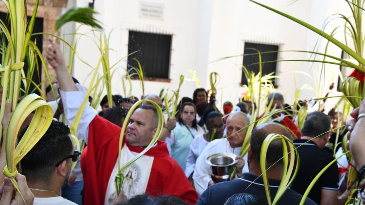 Domingo de Ramos: Sacerdote pide evitar el alcohol y priorizar la reflexión en Semana Santa