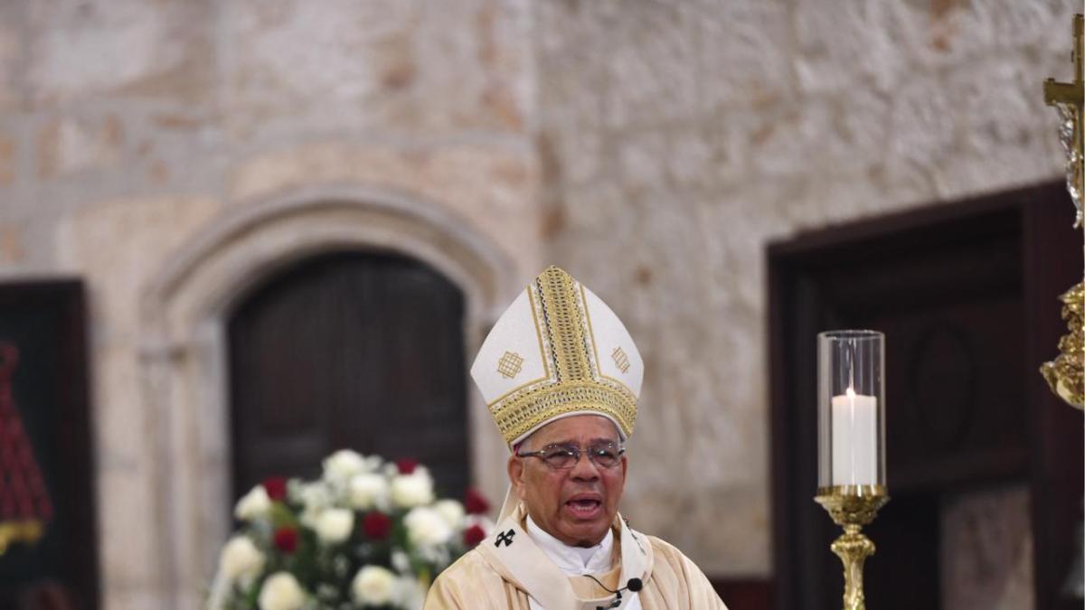 “No nos acostumbremos a la muerte, ni a la guerra”, pide monseñor Ozoria el Domingo de Resurrección