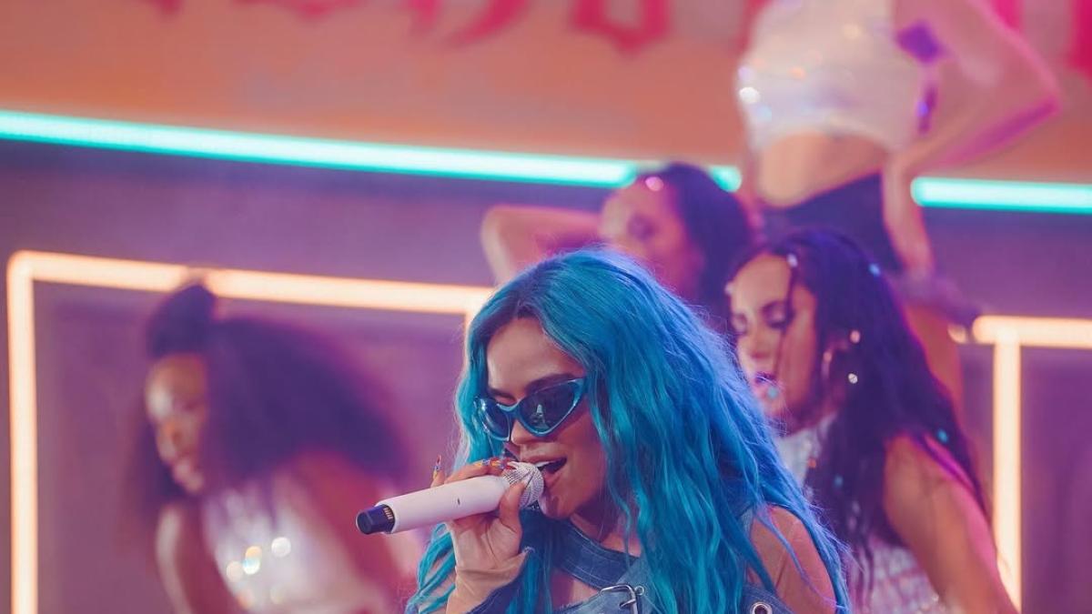 Karol G se convirtió en la primera mujer latina en encabezar Coachella
