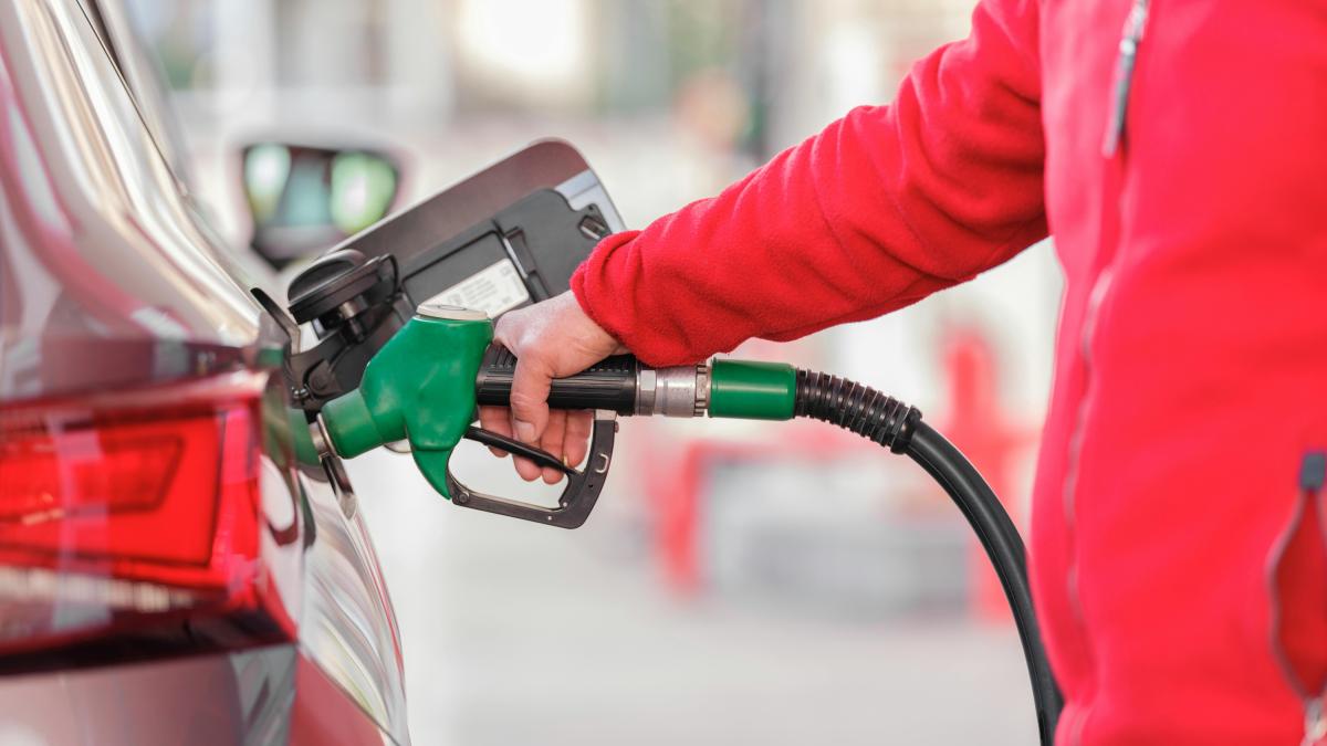 Alza de los combustibles genera rechazo en la población
