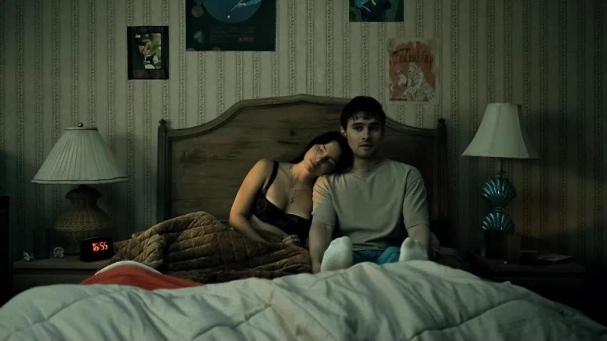 “Obsession”: Curry Barker transforma la cultura del “nice guy” en una pesadilla cruel, incómoda y brutalmente contemporánea