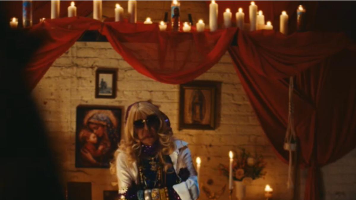 Fefita La Grande se une a Romeo Santos y a Prince Royce en el videoclip de “Ay! San Miguel”