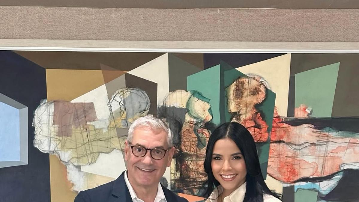 Denise Peña anuncia su respaldo a Gonzalo Castillo para próximas elecciones presidenciales