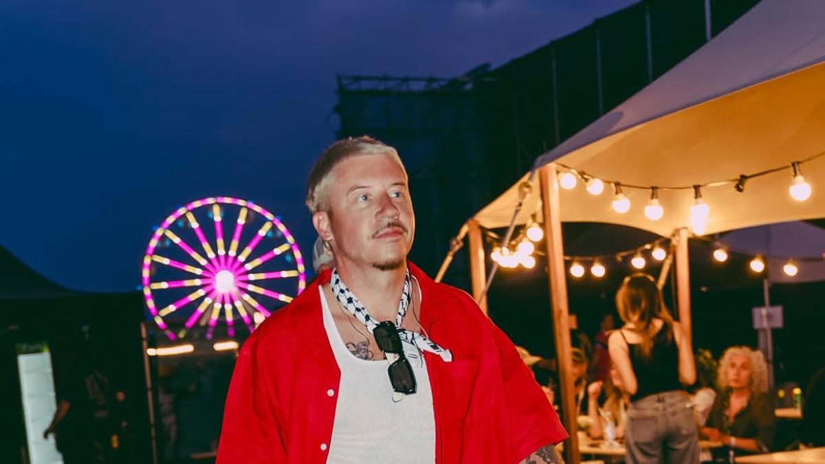 Macklemore dona un millón de dólares de su gira con Ed Sheeran para apoyar a Palestina