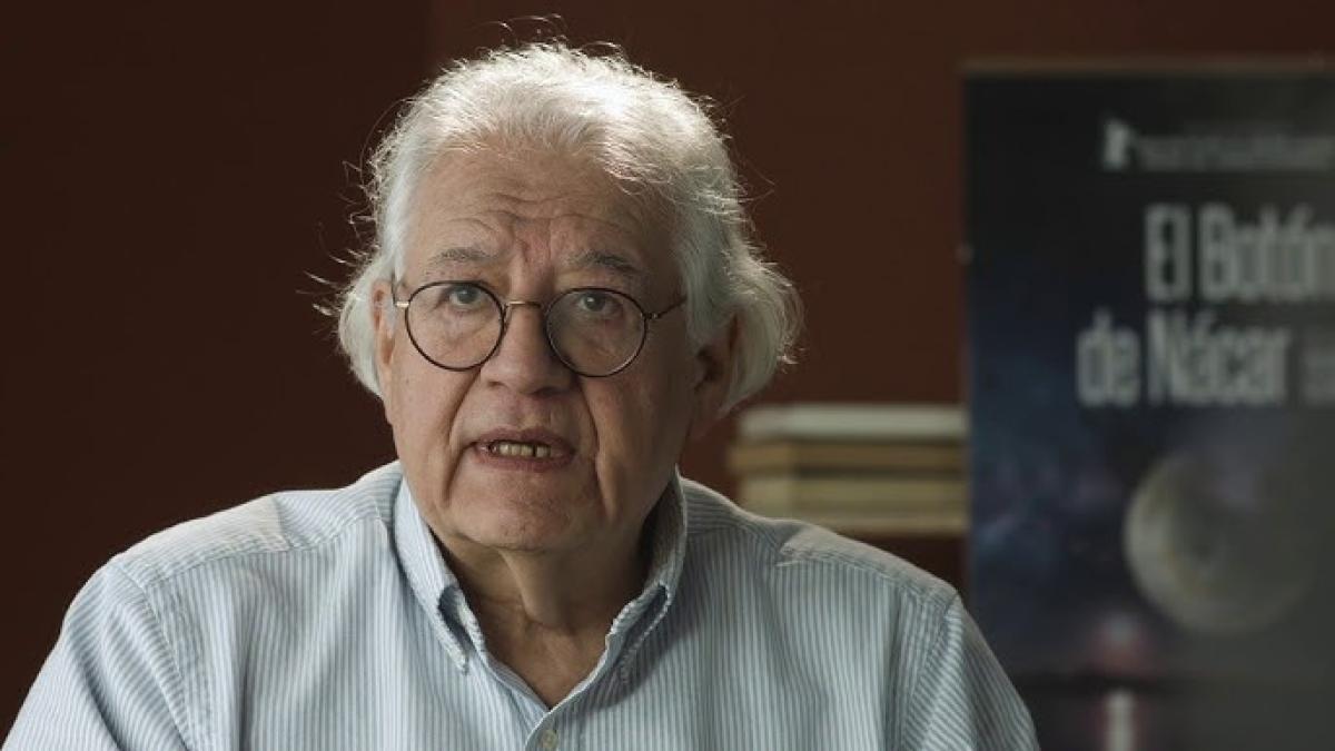 Fallece a los 85 años en París el documentalista chileno Patricio Guzmán