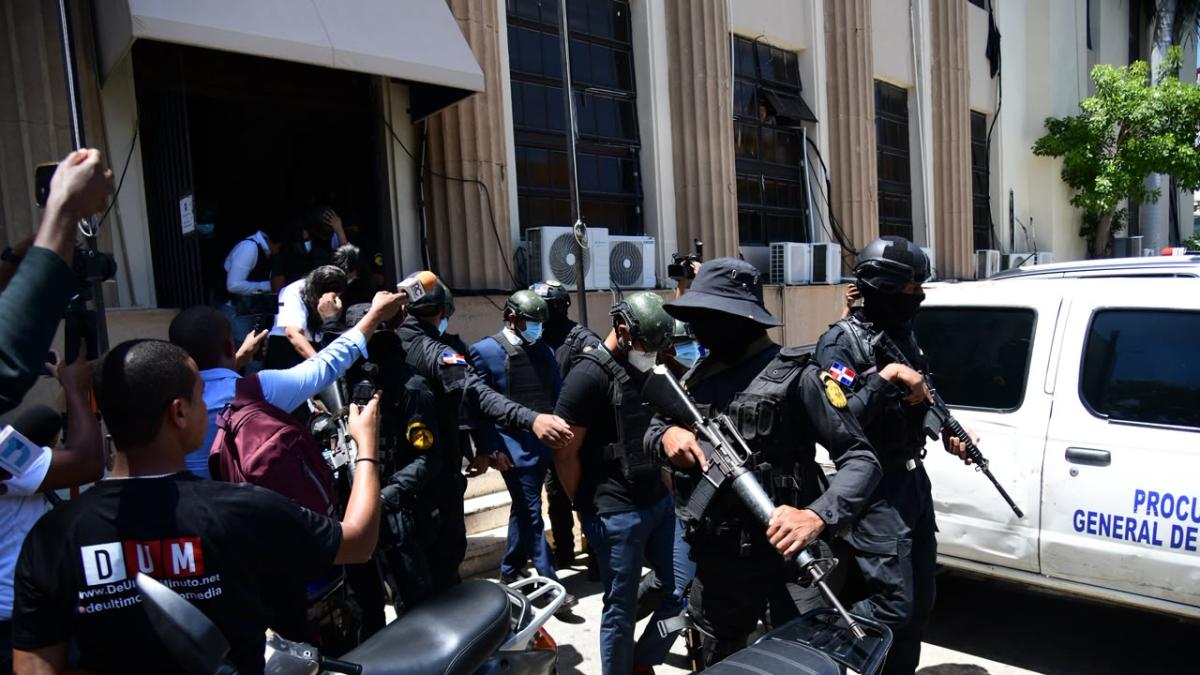 “Hay que cambiar el WhatsApp”: La reacción de implicados en Senasa 2.0 ante reportaje
