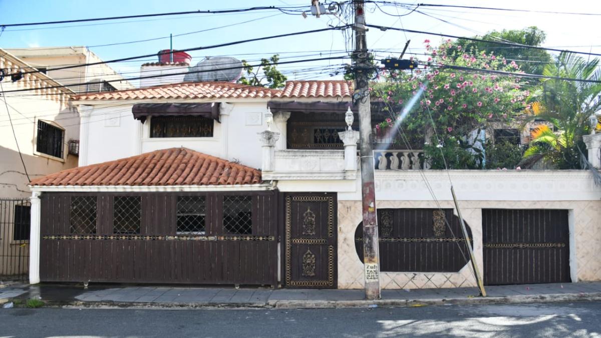 Julián Oro Duro fue atacado cuando llegó a su casa esta madrugada; ya habían agredido a su esposa