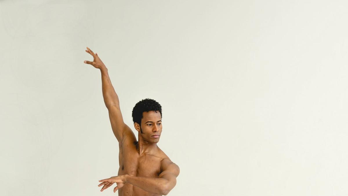 Johan Mancebo, el estudiante de Cristo Rey que hoy pisa escenarios del ballet internacional