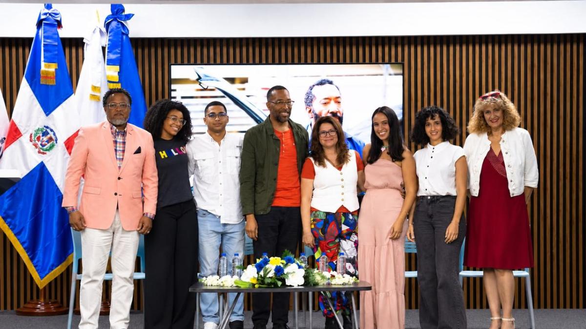 “La Familia Espejo” estrena su segunda temporada con nuevos conflictos familiares