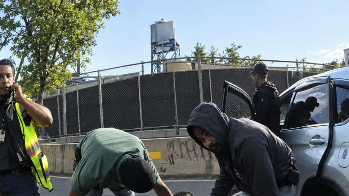 Dominicano herido en tiroteo del ICE sigue preso con presunta bala en su cuerpo